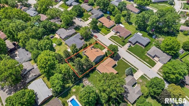 3212 Forsyth Drive, Springfield, IL 62704