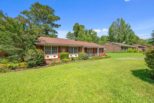 2121 Burnside Drive, Columbus, GA 31907