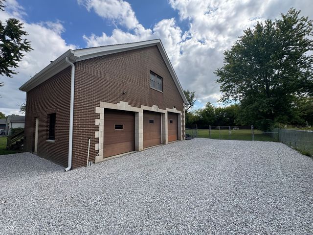 307 W Pierce Street, Whitestown, IN 46075