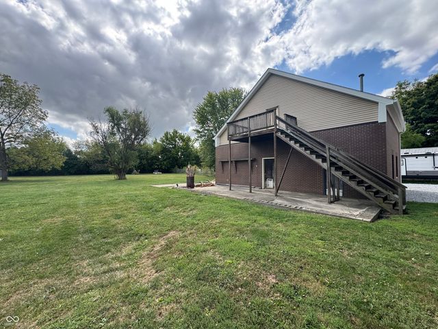 307 W Pierce Street, Whitestown, IN 46075