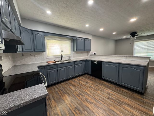 307 W Pierce Street, Whitestown, IN 46075