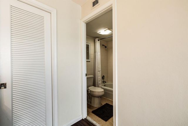 6 Royal Palm Way 303, Boca Raton, FL 33432