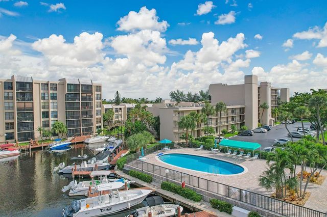 6 Royal Palm Way 303, Boca Raton, FL 33432