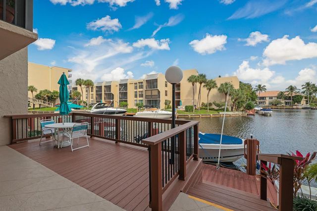 6 Royal Palm Way 303, Boca Raton, FL 33432
