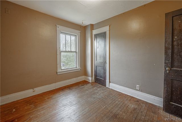 2204 Ontario Avenue, Niagara Falls, NY 14305