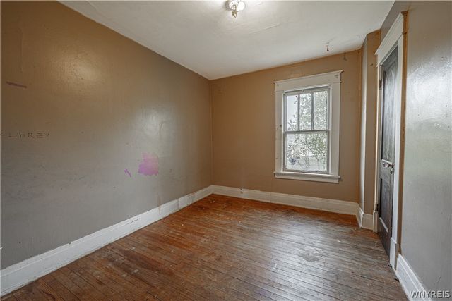 2204 Ontario Avenue, Niagara Falls, NY 14305