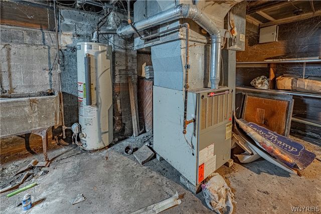 2204 Ontario Avenue, Niagara Falls, NY 14305