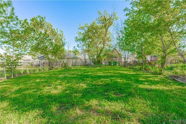 2204 Ontario Avenue, Niagara Falls, NY 14305