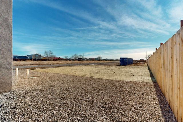 2822 Camino Mendoza, Santa Fe, NM 87507