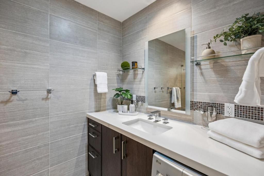 Image 26 of property listing at 13367 Kahala Court, Saratoga, CA 95070