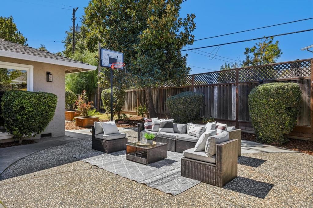 Image 30 of property listing at 13367 Kahala Court, Saratoga, CA 95070