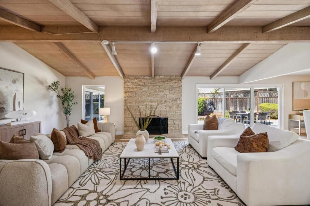 Image 5 of property listing at 13367 Kahala Court, Saratoga, CA 95070