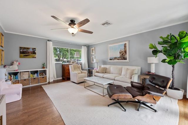 2609 Friar Tuck LN, Austin, TX 78704