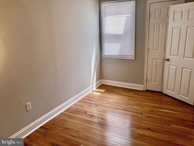 2014 TITAN ST, Philadelphia, PA 19146