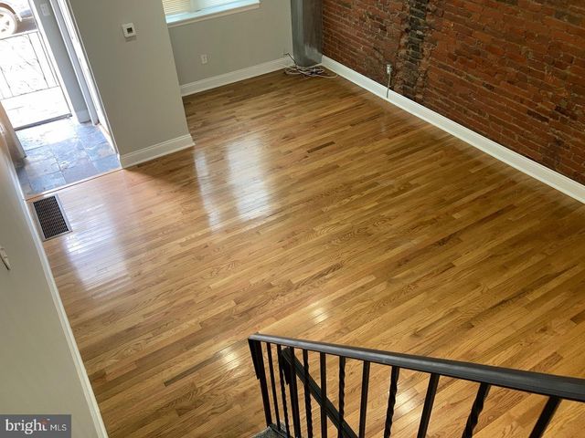 2014 TITAN ST, Philadelphia, PA 19146