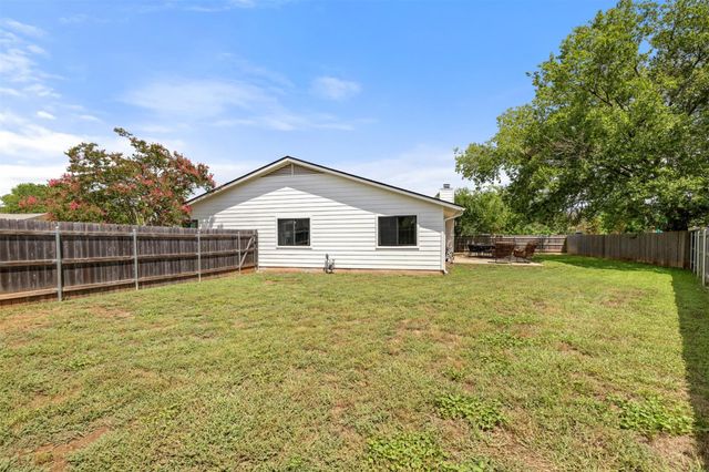 3909 Skipton DR, Austin, TX 78727