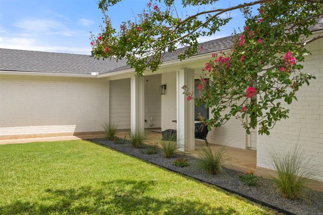 3909 Skipton DR, Austin, TX 78727