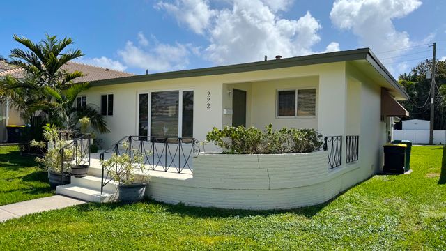 222 SE 2nd Terrace, Dania Beach, FL 33004