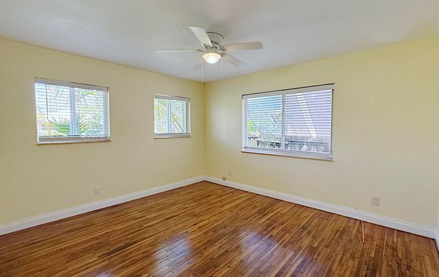 222 SE 2nd Terrace, Dania Beach, FL 33004