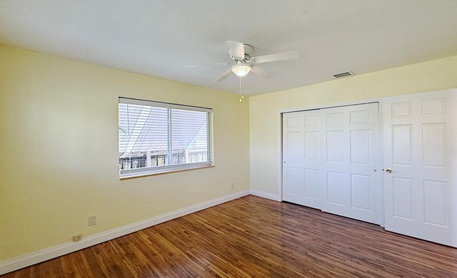 222 SE 2nd Terrace, Dania Beach, FL 33004