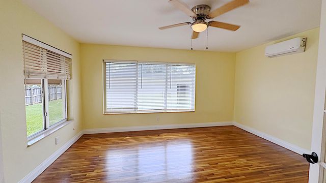 222 SE 2nd Terrace, Dania Beach, FL 33004