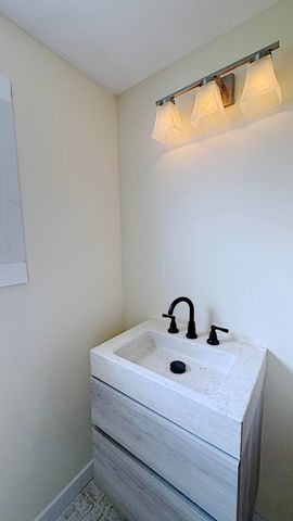 222 SE 2nd Terrace, Dania Beach, FL 33004