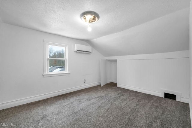 6847 State Route 303, Windham, OH 44288