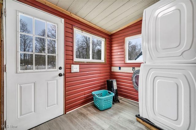 6847 State Route 303, Windham, OH 44288