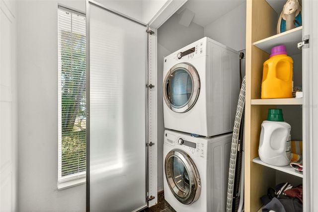 550 DE NARVAEZ DRIVE, Longboat Key, FL 34228