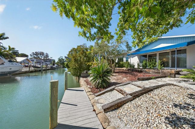 550 DE NARVAEZ DRIVE, Longboat Key, FL 34228