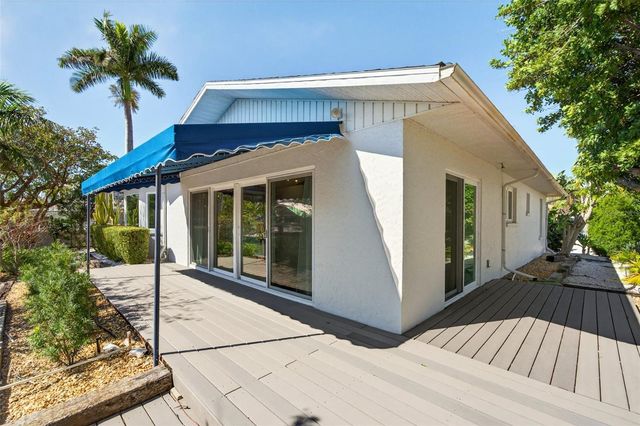 550 DE NARVAEZ DRIVE, Longboat Key, FL 34228