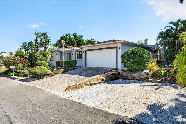 550 DE NARVAEZ DRIVE, Longboat Key, FL 34228