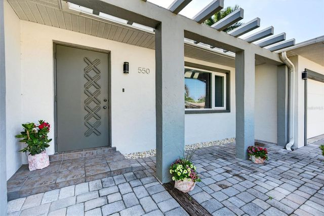 550 DE NARVAEZ DRIVE, Longboat Key, FL 34228