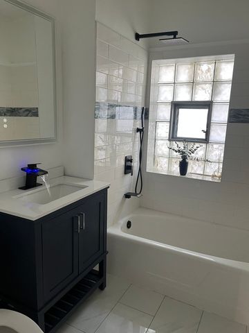 11814 S Parnell Avenue, Chicago, IL 60628