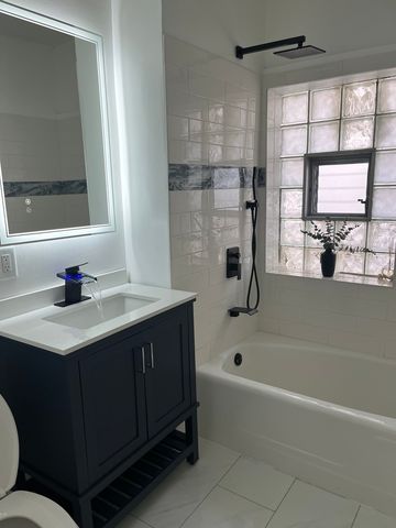 11814 S Parnell Avenue, Chicago, IL 60628