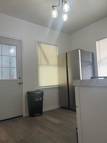 11814 S Parnell Avenue, Chicago, IL 60628