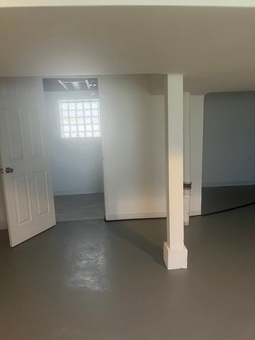 11814 S Parnell Avenue, Chicago, IL 60628