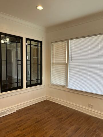 11814 S Parnell Avenue, Chicago, IL 60628