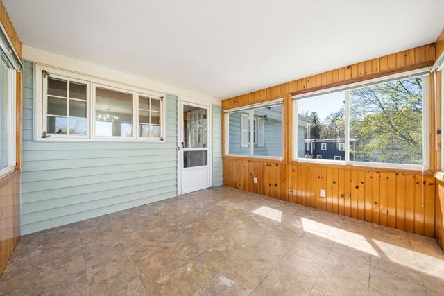 4 Spring Court, Woburn, MA 01801