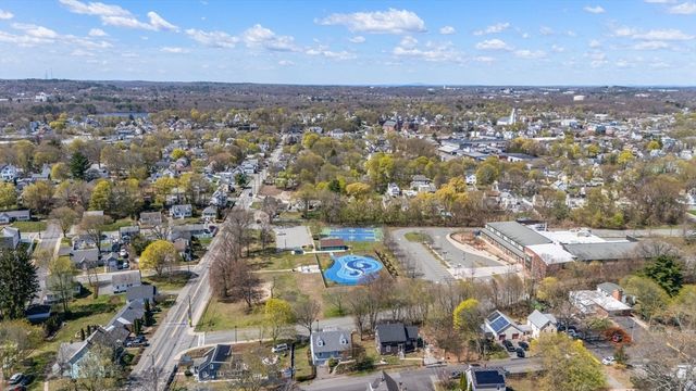 4 Spring Court, Woburn, MA 01801