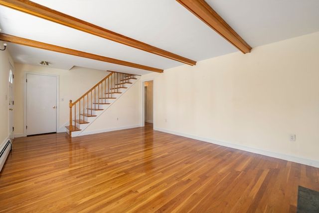 4 Spring Court, Woburn, MA 01801
