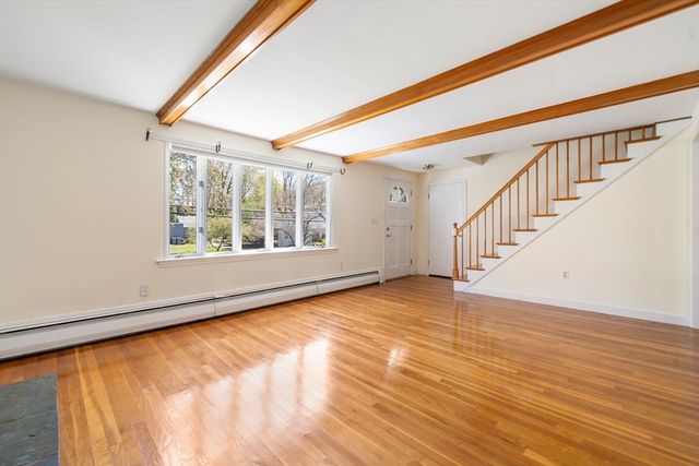4 Spring Court, Woburn, MA 01801