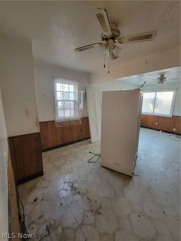 4189 Lee Road, Cleveland, OH 44128