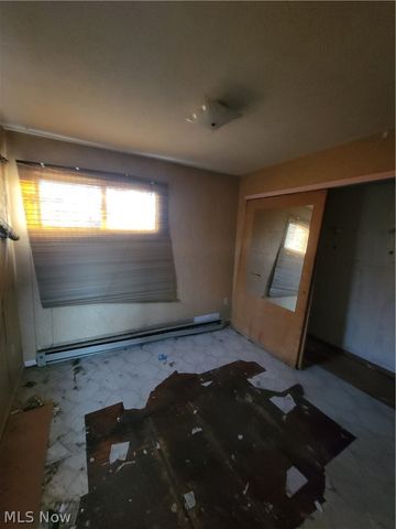 4189 Lee Road, Cleveland, OH 44128