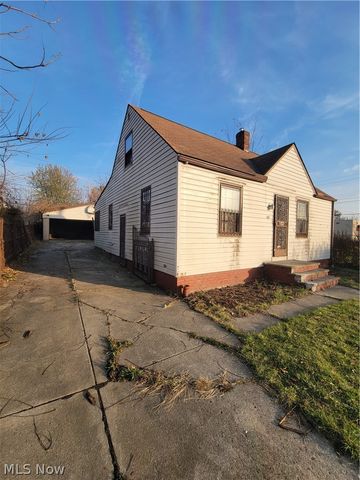 4189 Lee Road, Cleveland, OH 44128