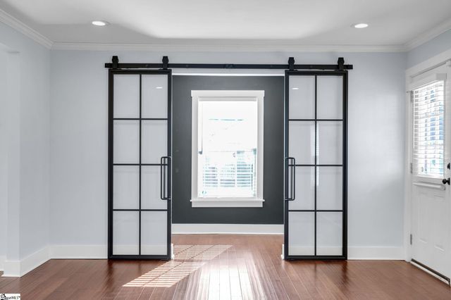 540 Perry Avenue, Greenville, SC 29611