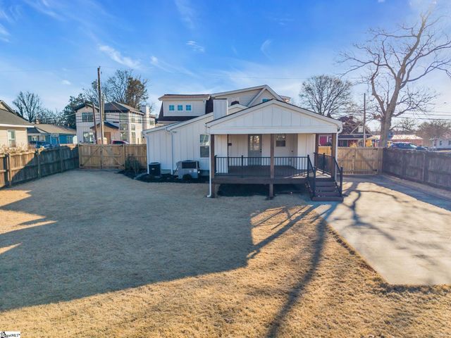 540 Perry Avenue, Greenville, SC 29611