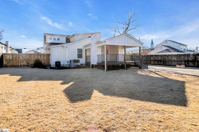 540 Perry Avenue, Greenville, SC 29611