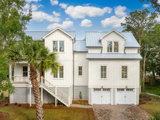18 Wills Way, Isle Of Palms, SC 29451