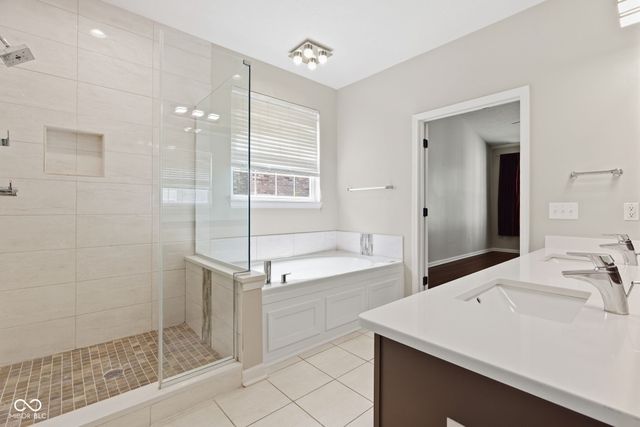 14082 Platte Drive, Carmel, IN 46033